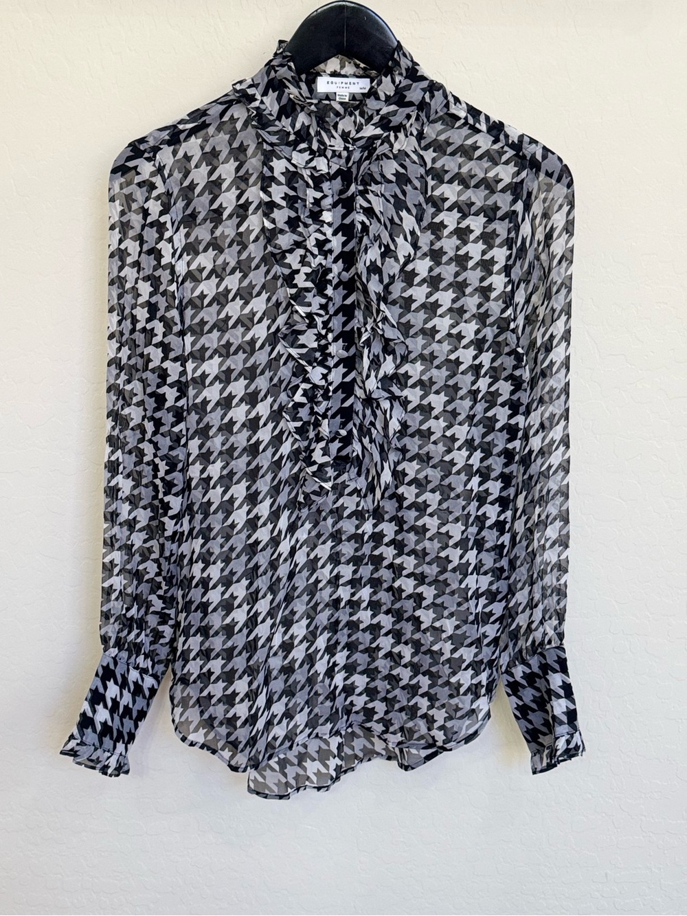 Equipment Femme Samine Houndstooth Ruffle 100% Silk Blouse Size Medium